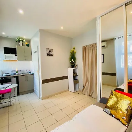Cenac Riviera Daire *